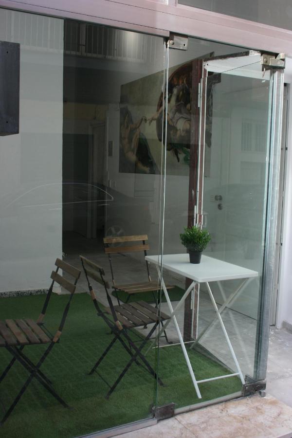 Golondrinas De Malaga "Apartamentos Con Mucho Arte" Y Terraza Solarium En Coliving Bagian luar foto