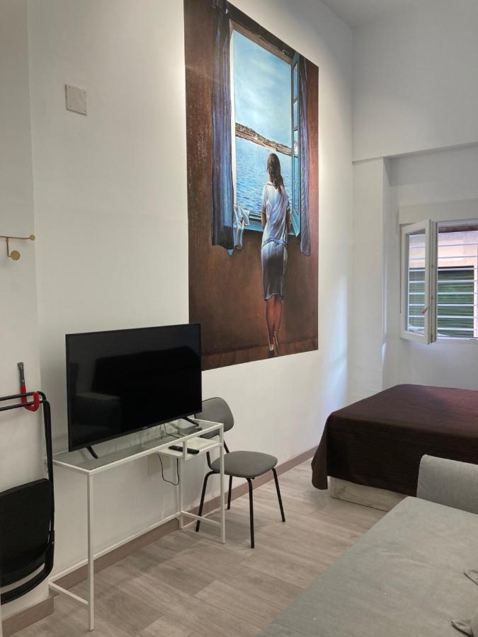 Golondrinas De Malaga "Apartamentos Con Mucho Arte" Y Terraza Solarium En Coliving Bagian luar foto
