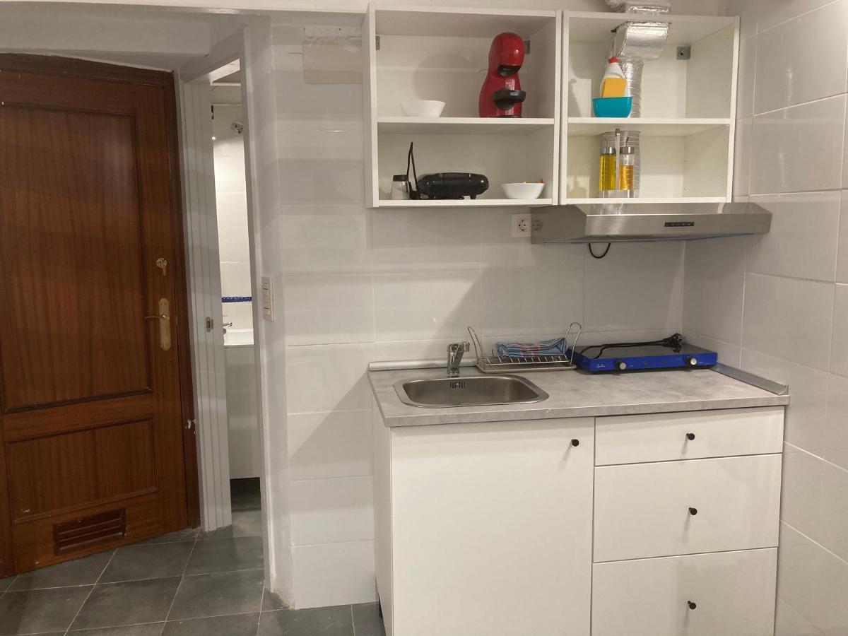 Golondrinas De Malaga "Apartamentos Con Mucho Arte" Y Terraza Solarium En Coliving Bagian luar foto